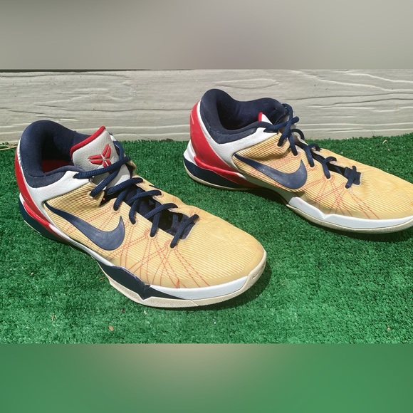 Kobe 10 and Kobe 7 - size 12.5 - Picture 15 of 15